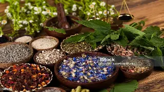 别再只知道蒸桑拿排毒啦！老中医偷偷告诉你，厦门桑拿的隐藏益处多到爆！